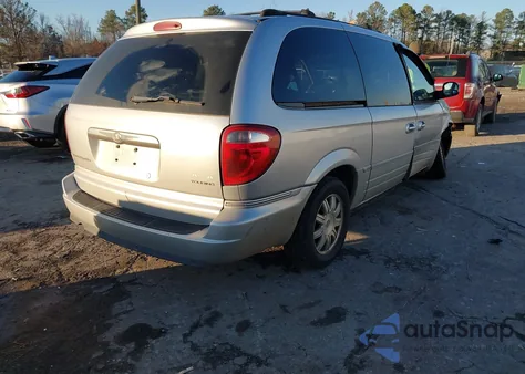 2005 Chrysler Town & Country Touring z USA, uszkodzony, nr VIN 2C8GP54L55R418660